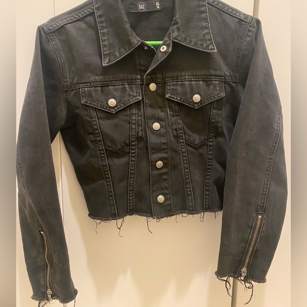 Cropped Denim Jacket - image 3